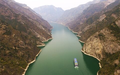 长江是世界的第几大河：世界第三大河（亚洲最长河流）