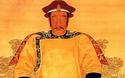 努尔哈赤是清朝第一位皇帝吗