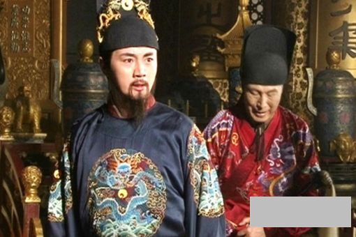 吊死崇祯皇帝的槐树为何被铁链拴了200年直至枯死