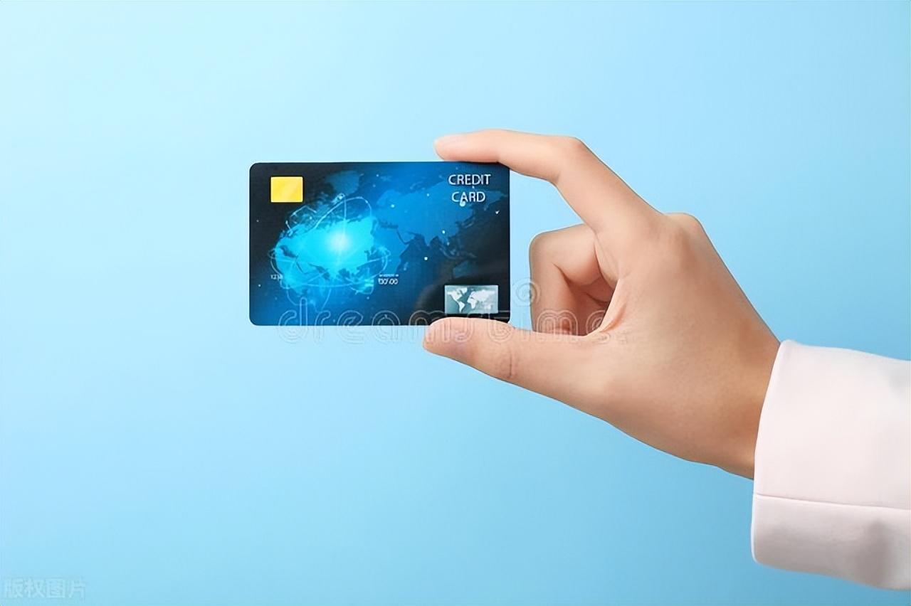 使用信用卡会产生哪些费用（新手用卡须知）